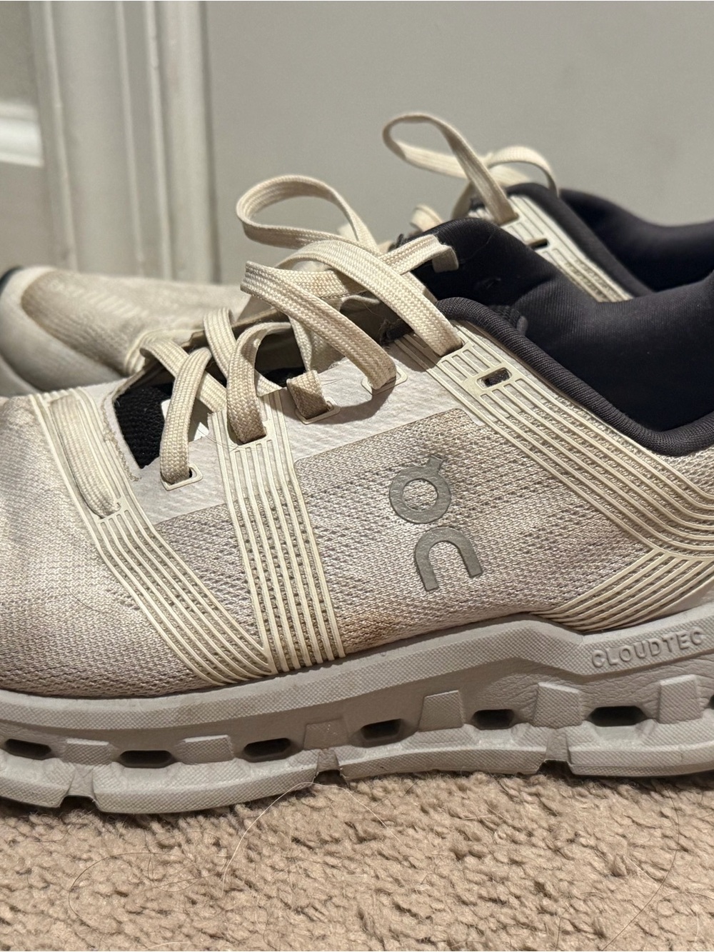 On Cloudtec White Running Sneakers